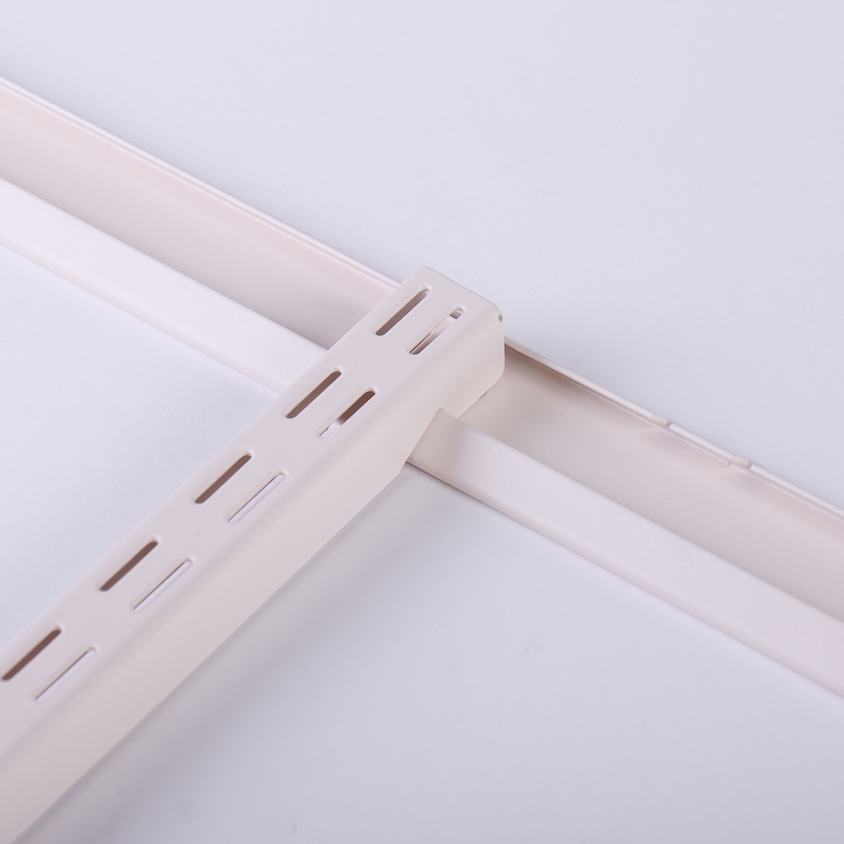 Стойка , 1505x25x23 мм, магнолия LJPS0557 Public Steel Россия  - Вид №1