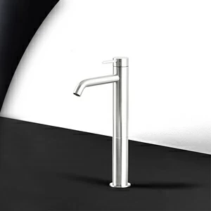 Смеситель для раковины сталь глянцевая с белой ручкой Toki Radomonte TKI3LCIL11