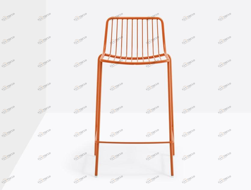 Pedrali Высокий садовый табурет с подставкой для ног Nolita 3657