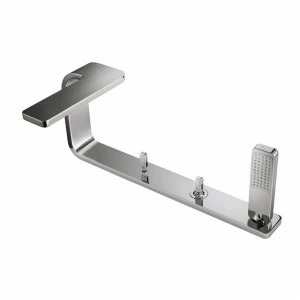 Палубный набор для ванны с 4 отверстиями 1/2 ". Состоит из ручки, излива для ванны, переключателя и ручного душа с гибким душем 150 см. Излив с ограничителем потока. Расход 13,64 л / мин. при 3 барах для и ручной душ 13,76 л / мин при 3 барах.  Lounge NOK