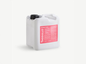 Дышащий и тонизирующий защитный на основе растворителя