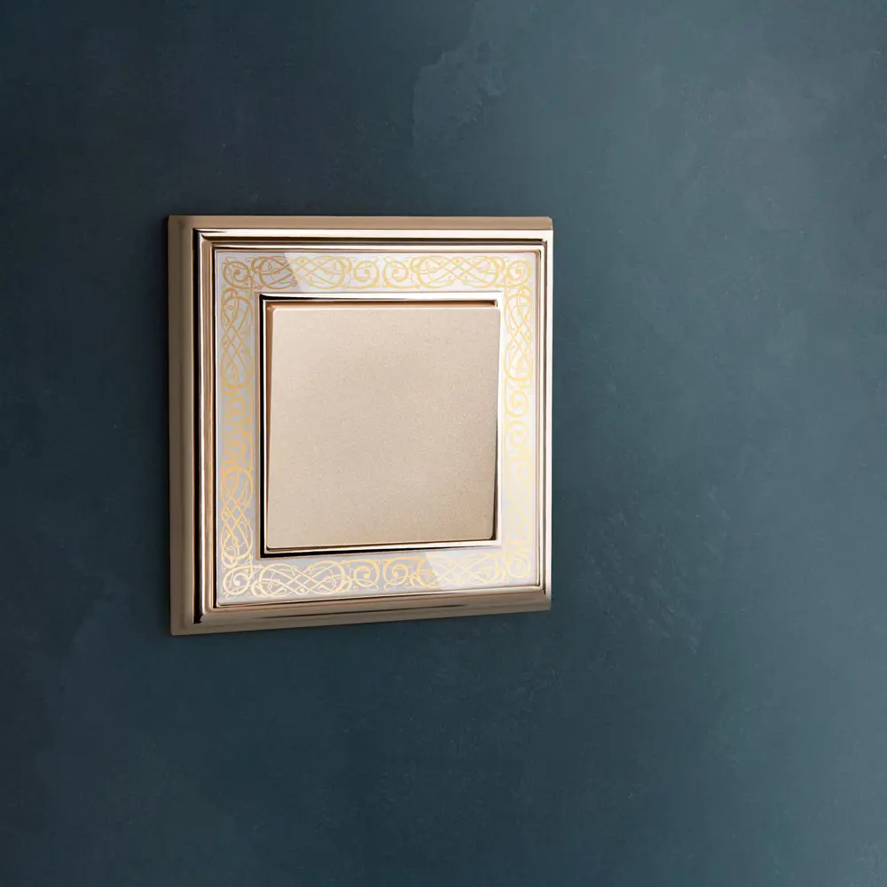 Рамка для розеток и выключателей Werkel Palacio Gracia 1 пост цвет золотисто-белый STLM-2209977 - Вид №1