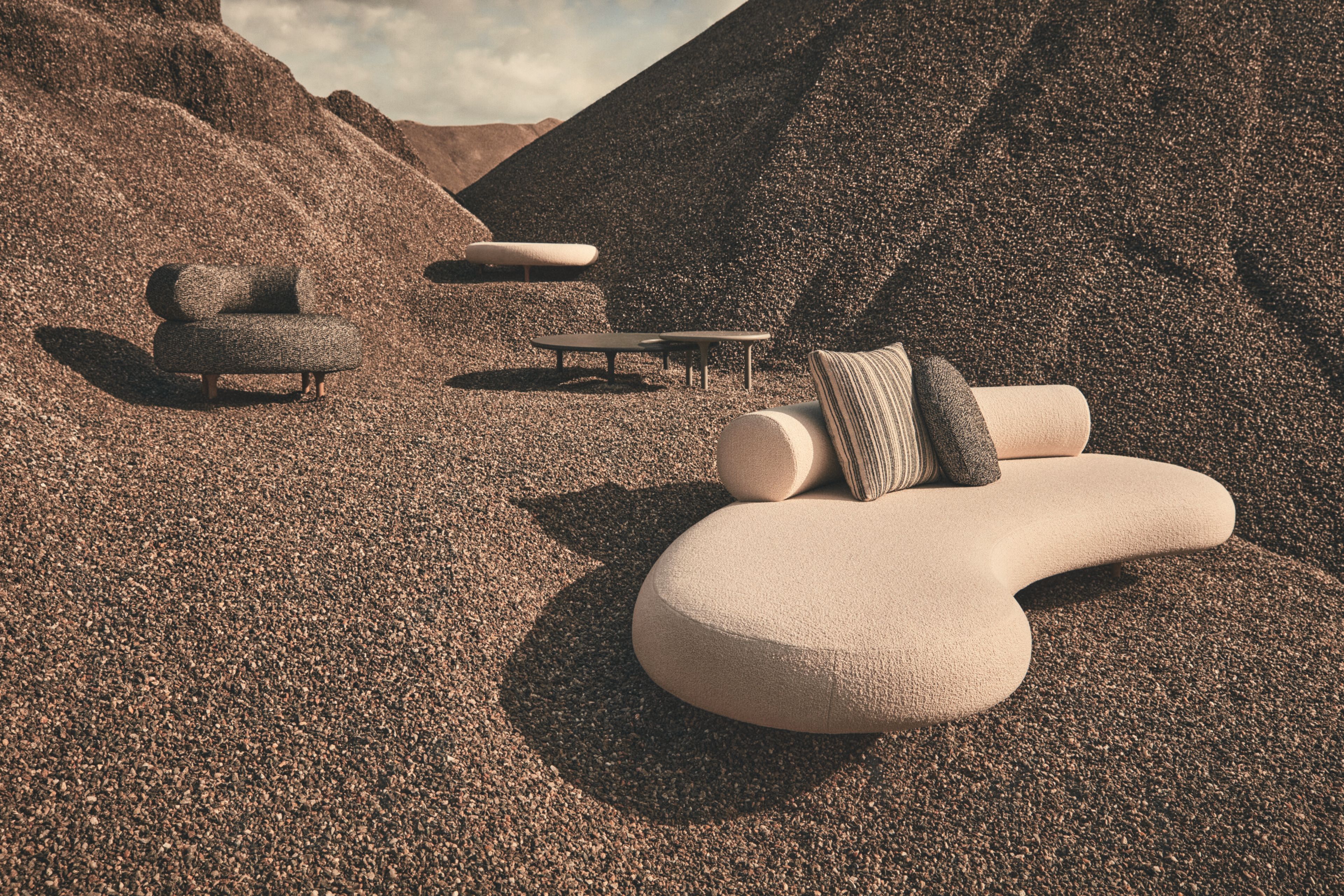 Круглый журнальный столик из кварцита DE PADOVA Honoré Outdoor ARCH-00015642 - Вид №1