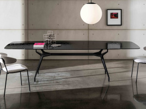 Выдвижной обеденный стол из алюминия и стекла