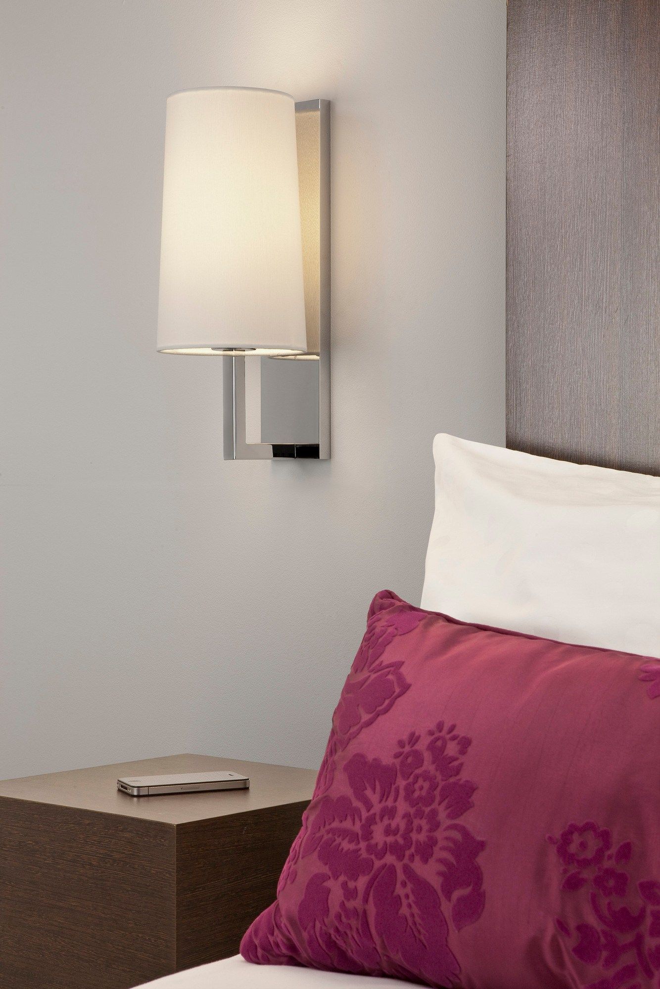 Алюминиевый настенный светильник и тканевый абажур Astro Lighting Riva ARCH-00074395 - Вид №1