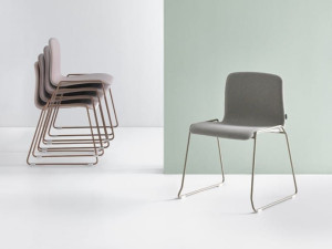 Штабелируемый стул для салазок