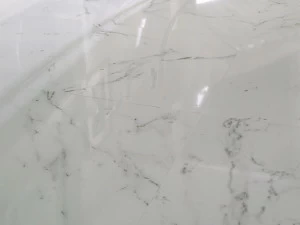 Porcelanosa Пол из керамогранита с эффектом мрамора Highker - ston-ker®