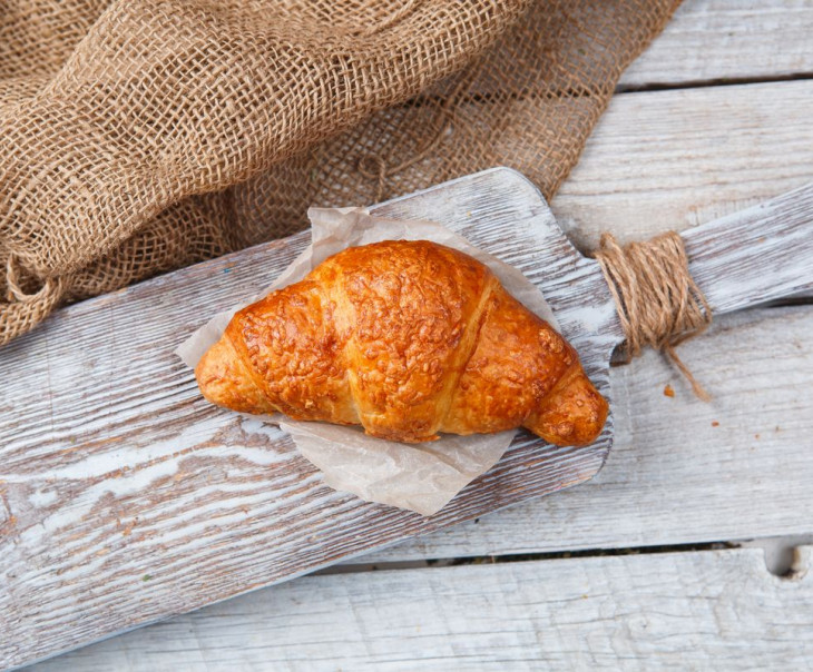 2556 Круассан с сыром Вкусляндия 