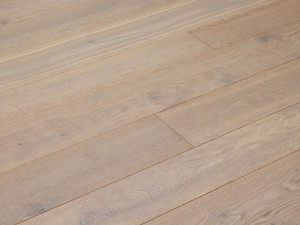 Биосовместимый трехслойный деревянный пол