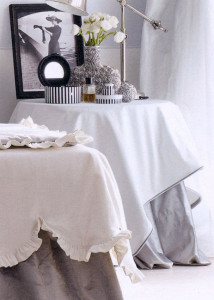 Столик  DOLFI 4096