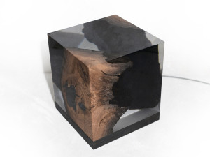 Светодиодная настольная лампа