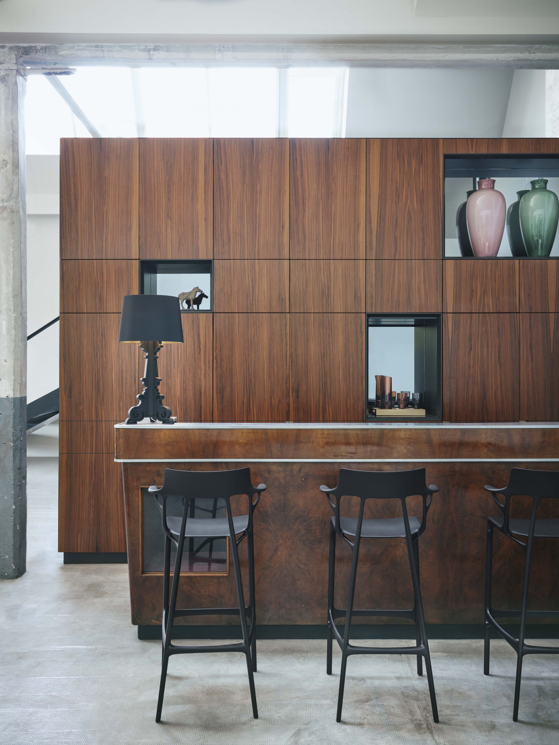 Светодиодная настольная лампа Kartell BOURGIE MAT ARCH-00142475 - Вид №1