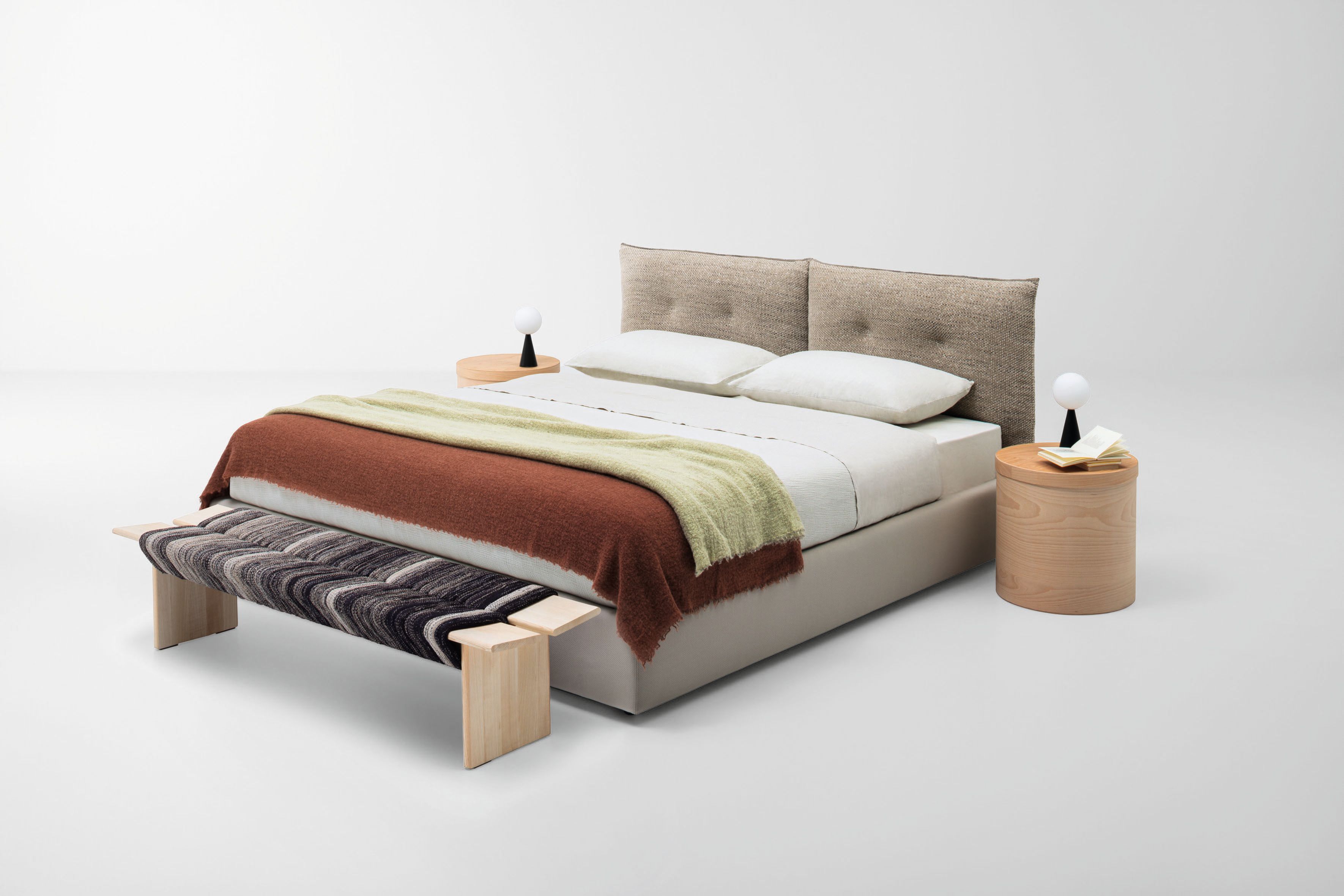 Двуспальная кровать из ткани с мягким изголовьем Paola Lenti ELISIO ARCH-00048639 - Вид №1