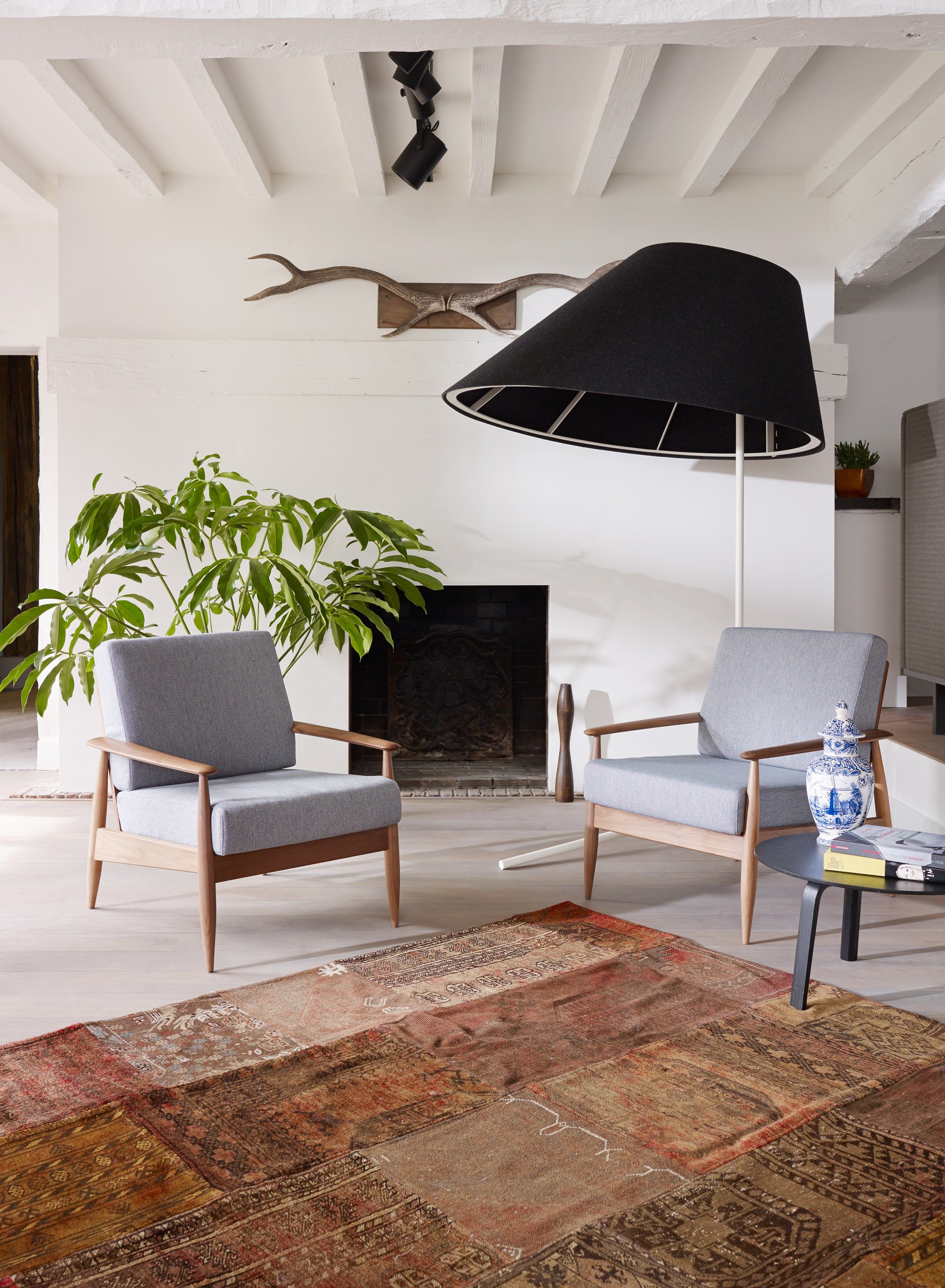 Тканевое кресло с подлокотниками BuzziSpace BuzziNordic ARCH-00119679 - Вид №1