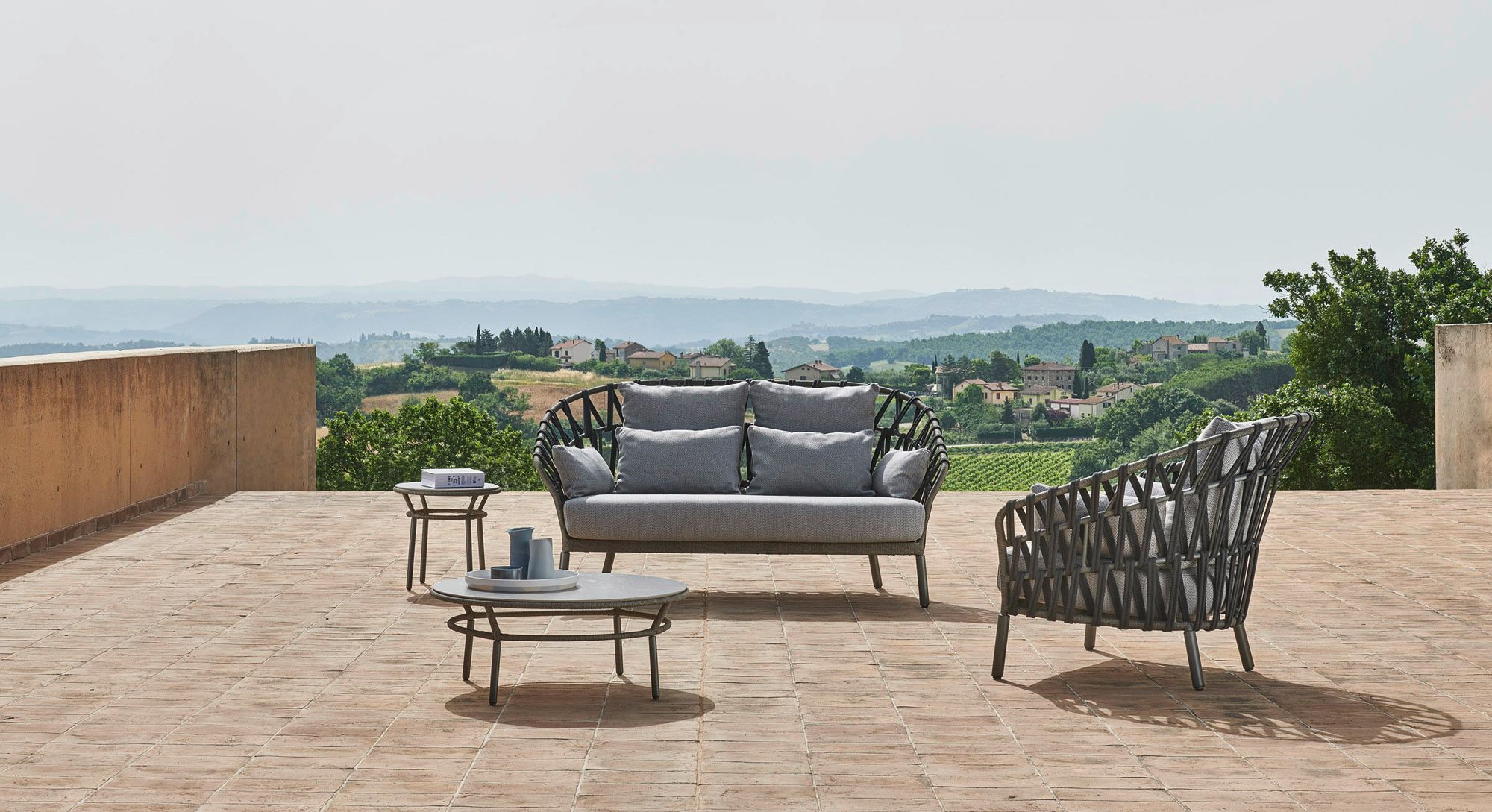 2-местный акриловый тканевый садовый диван Varaschin Эмма Кросс ARCH-00077430 - Вид №9