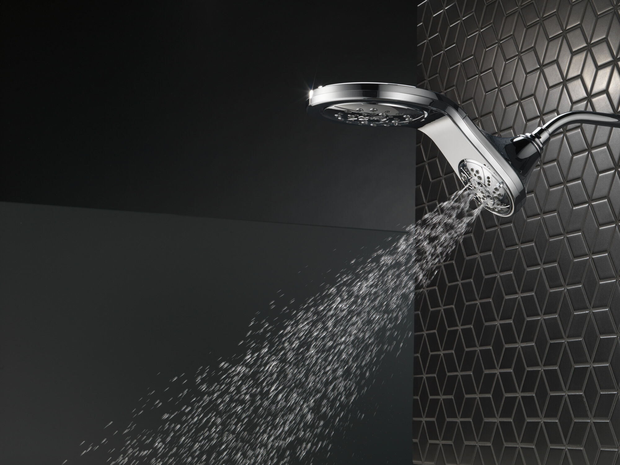 58581-PK HydroRain® H2Okinetic® In2ition® Душ два в одном с 5 настройками Delta Faucet Universal Showering Хром  - Вид №34