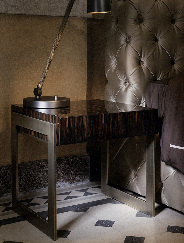 Тумбочка  DOM EDIZIONI NINO 