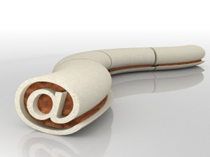 Реконструированная каменная модульная изогнутая скамья