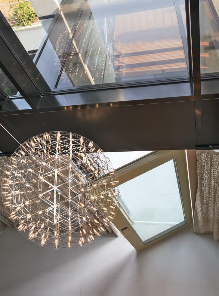 Алюминиевая и стеклянная бронированная входная дверь Oikos Nova ARCH-00075446 - Вид №8