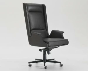 i 4 Mariani Кресло руководителя на 5 спиц с подлокотниками на колесиках Garbo