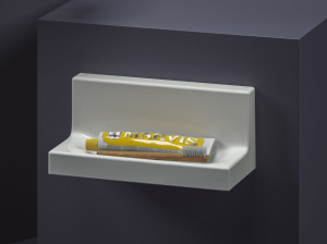 Керамическая полка для ванной комнаты