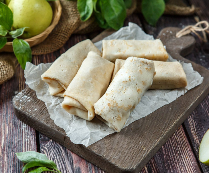 4702 Блинчики с яблоком Зинаида и Сергей Белан Вкусляндия  - Вид №1