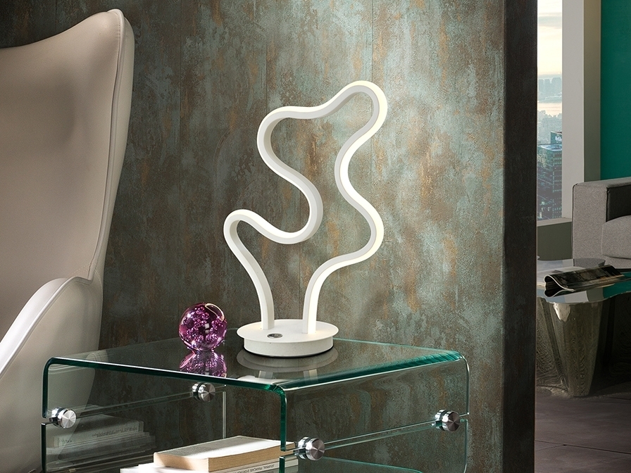 087671 Настольная лампа белая Schuller Marea