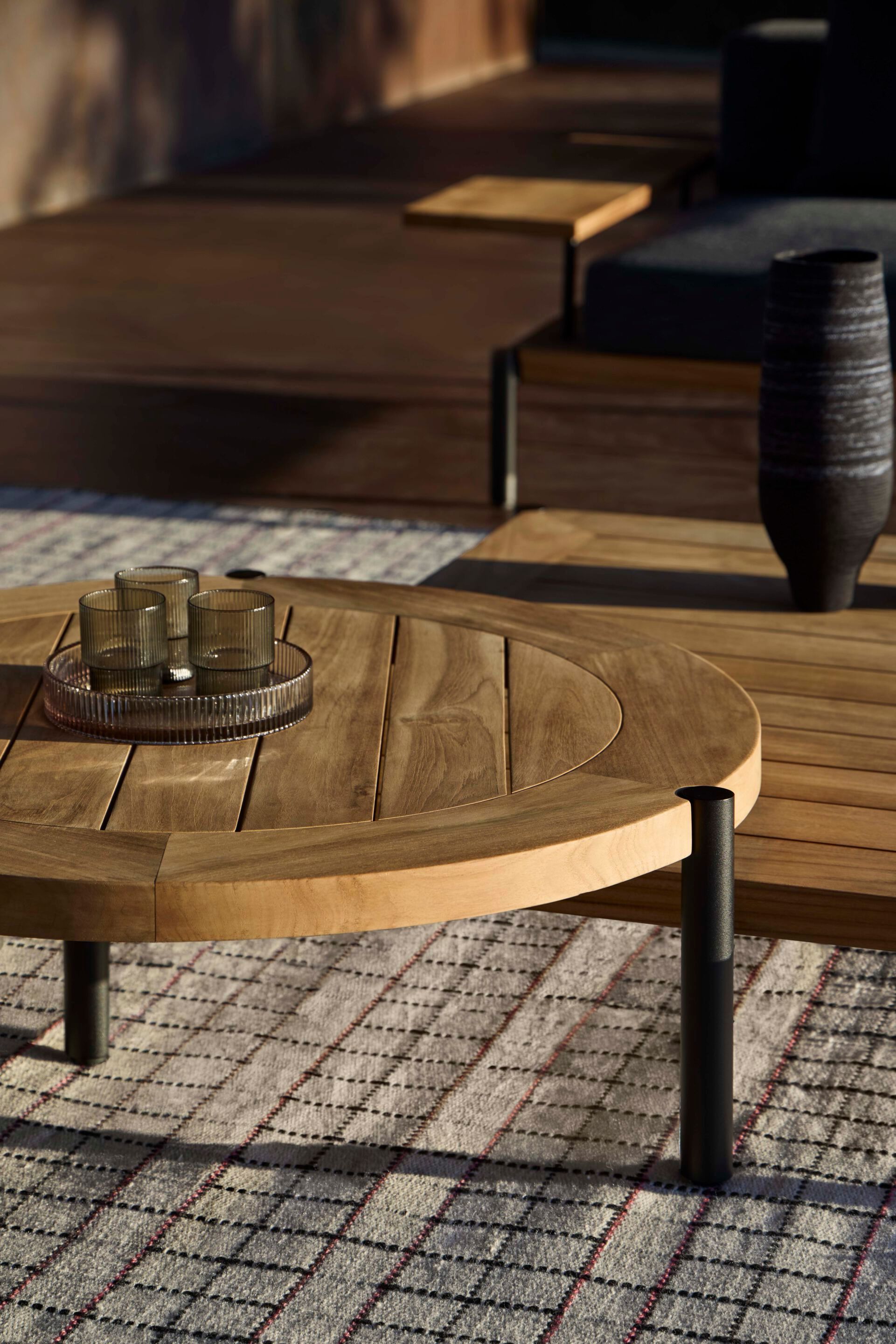 Круглый низкий стол из тикового дерева GANDIABLASCO Lademadera ARCH-00030883 - Вид №9