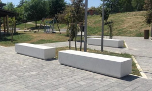 Скамья без спинки