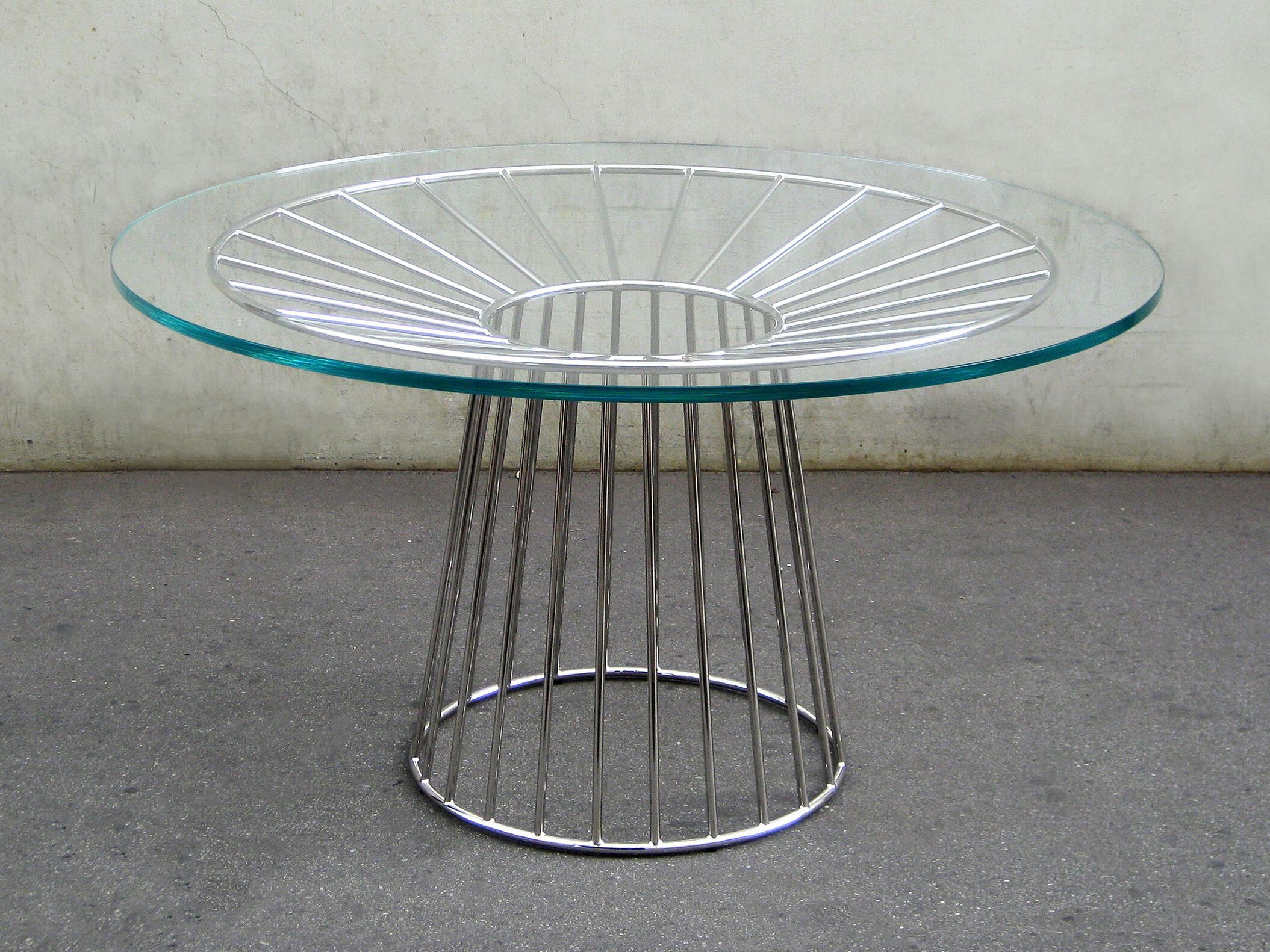 Круглый стеклянный обеденный стол Phase Design Wired ARCH-00139099