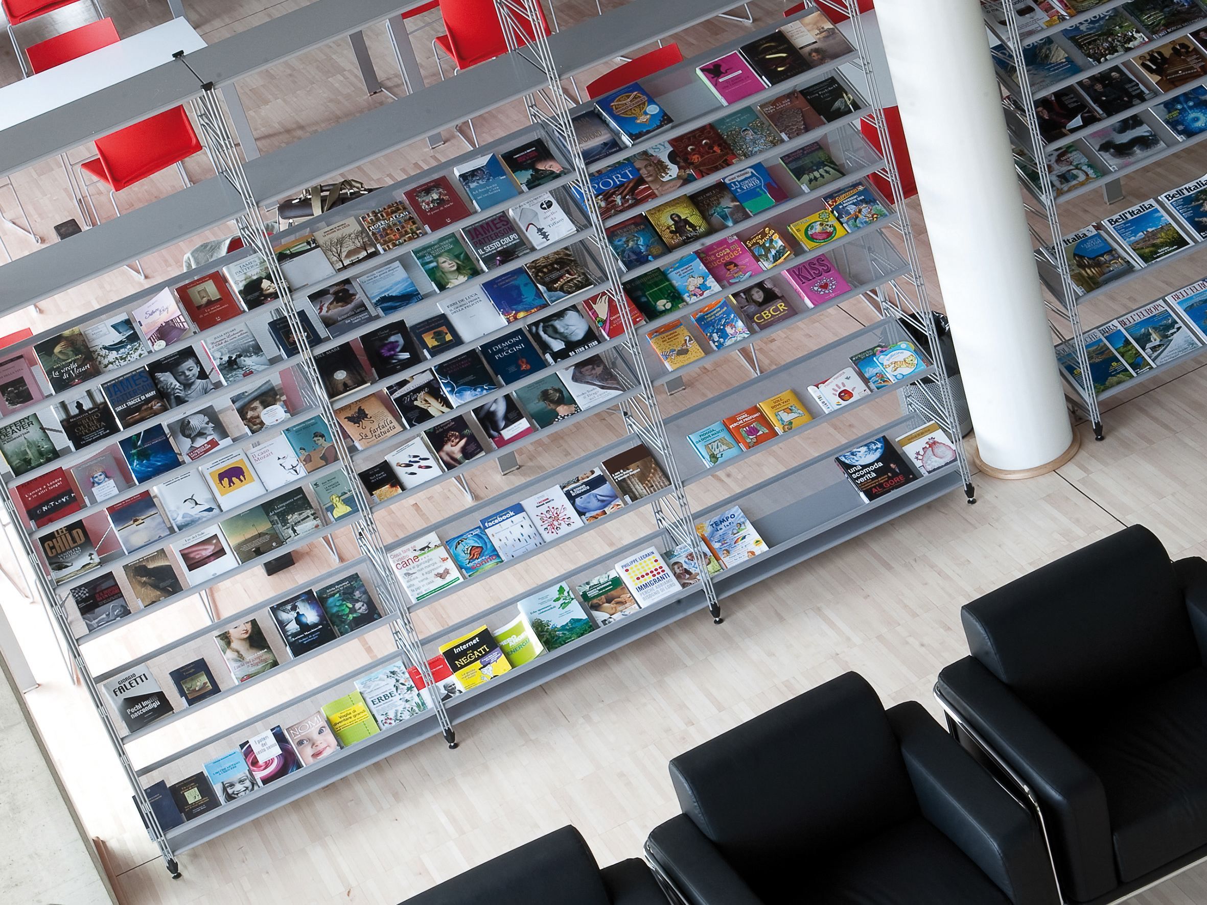 Двухсторонняя стойка дисплея от Земли Caimi Brevetti Сократ ARCH-00029420