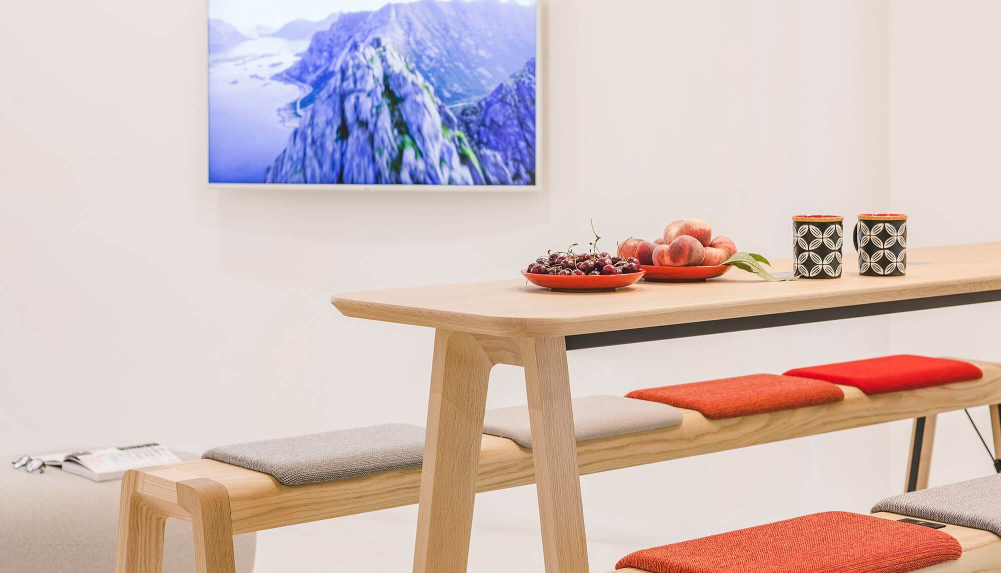 Многоуровневая скамья с USB-разъемом True Design E-QUO ARCH-00047025 - Вид №13