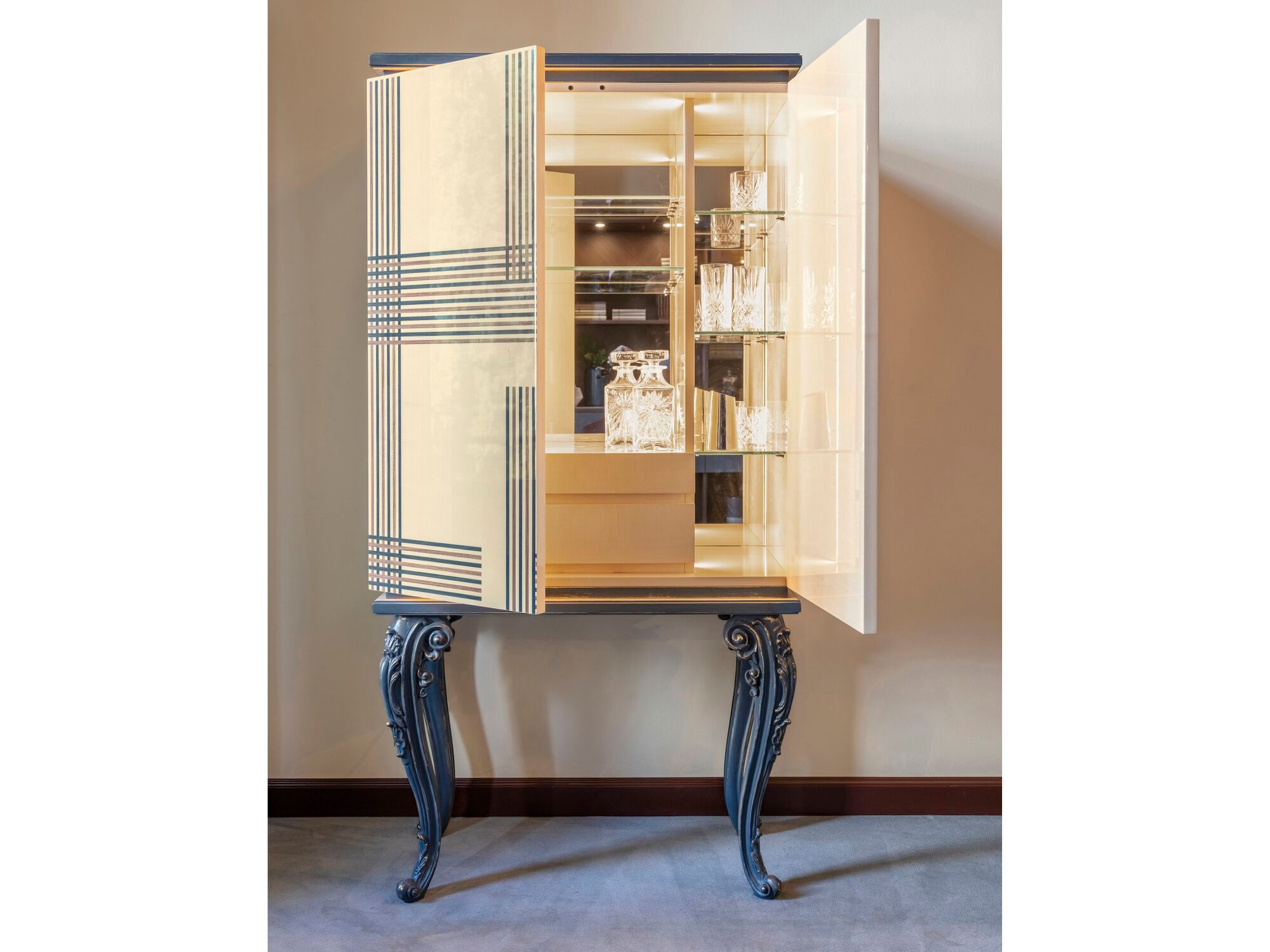 Деревянный барный шкаф Bellotti Ezio Charming ARCH-00044783 - Вид №5