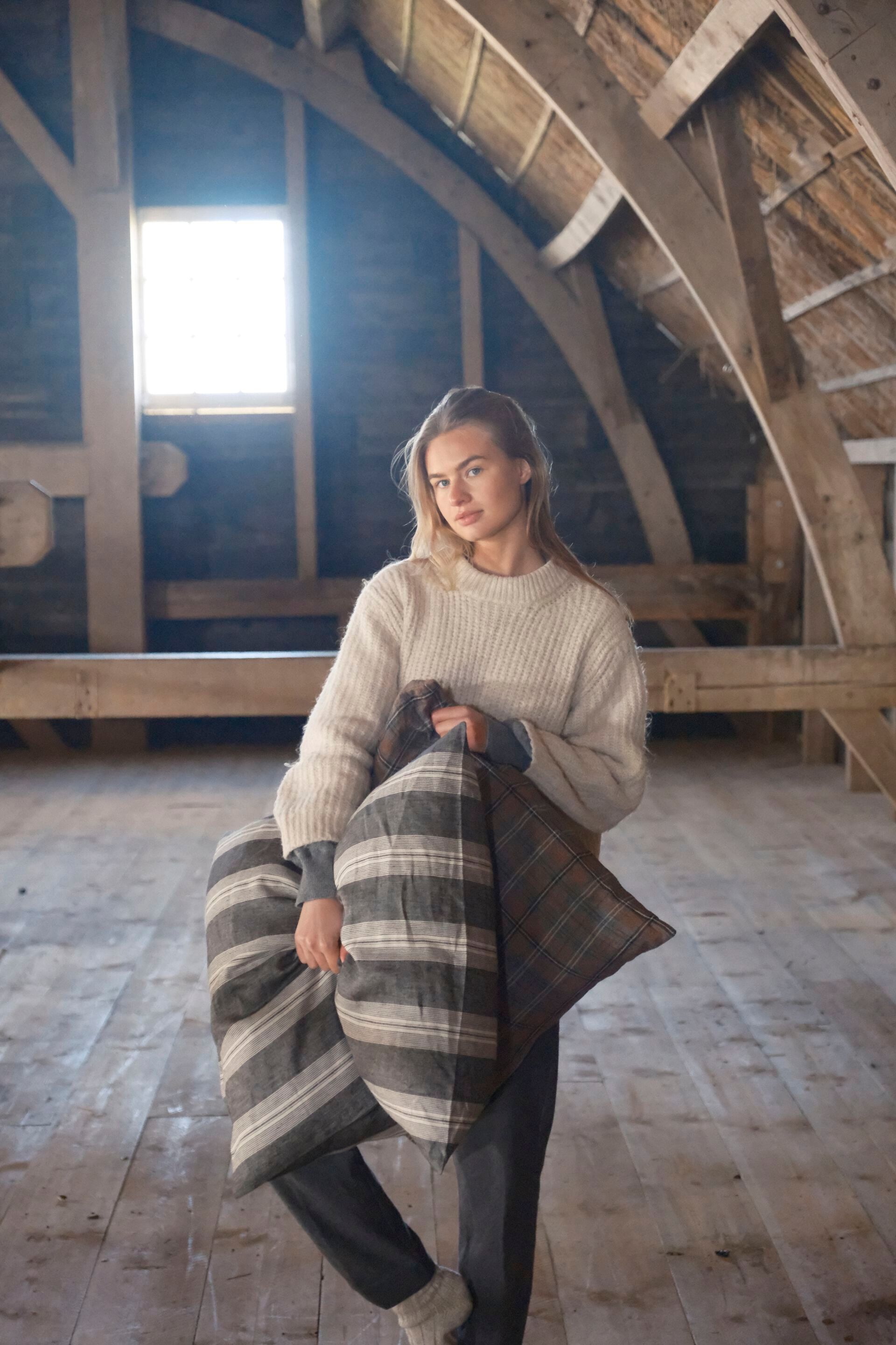 Льняная квадратная полосатая подушка Libeco Home Tahoe ARCH-00126461 - Вид №2