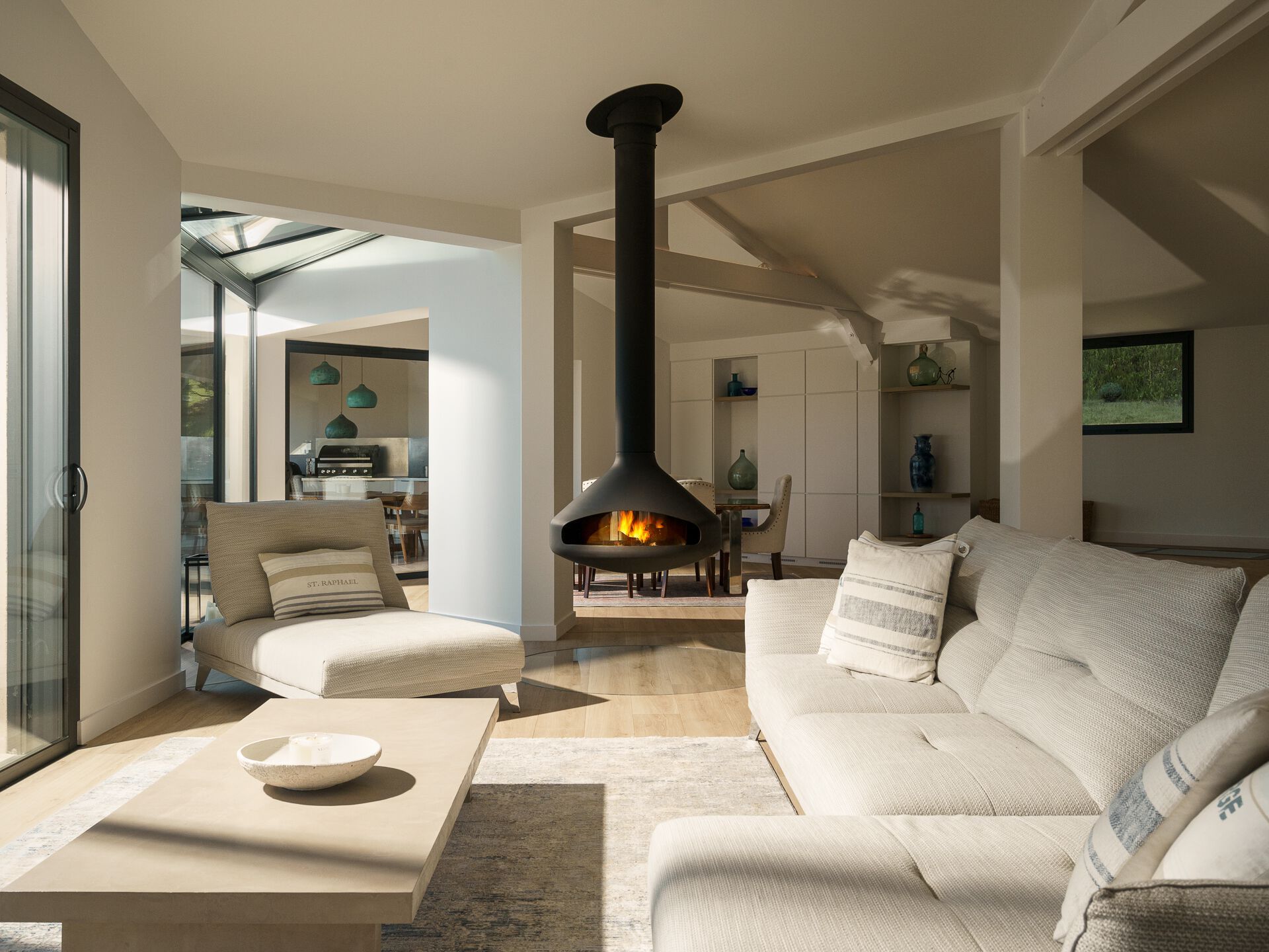 Стальной дровяной подвесной камин Focus creation Ergofocus ARCH-00122345