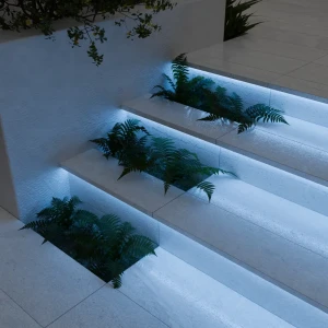 Светодиодная лента Apeyron для интерьерной и уличной подсветки 5м 89437734