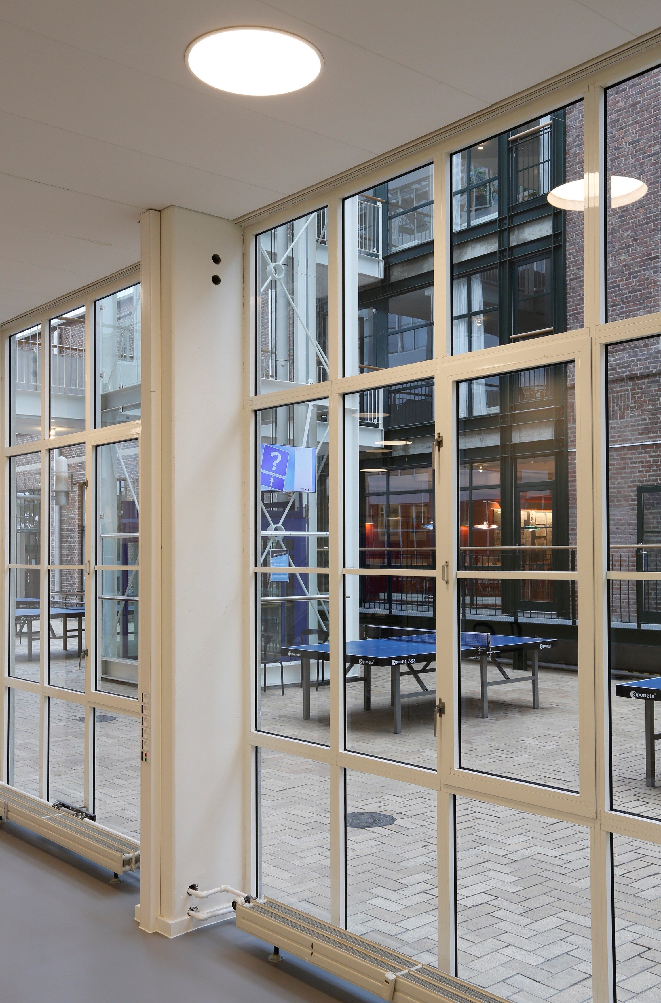 Утопленный светодиодный потолочный светильник Louis Poulsen LP CIRCLE ARCH-00108332 - Вид №8