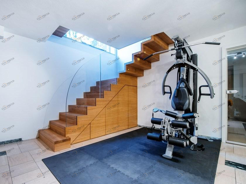 Siller Treppen Г-образная стеклянная открытая лестница Zig-zag sun-id-1348832