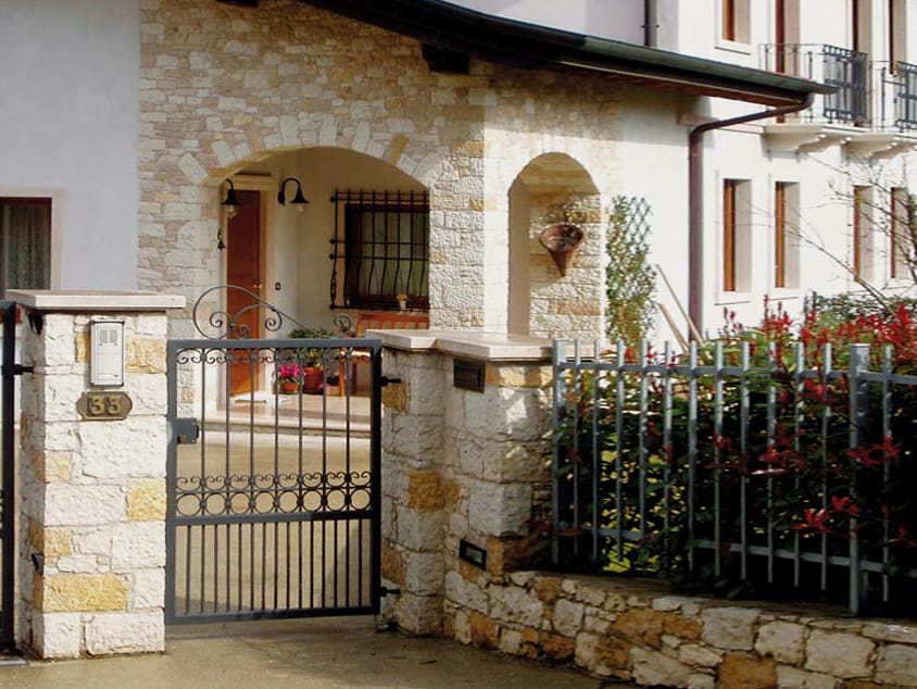 Натуральный каменный элемент для фасада B&B Rivestimenti Naturali камень ARCH-00014683 - Вид №3