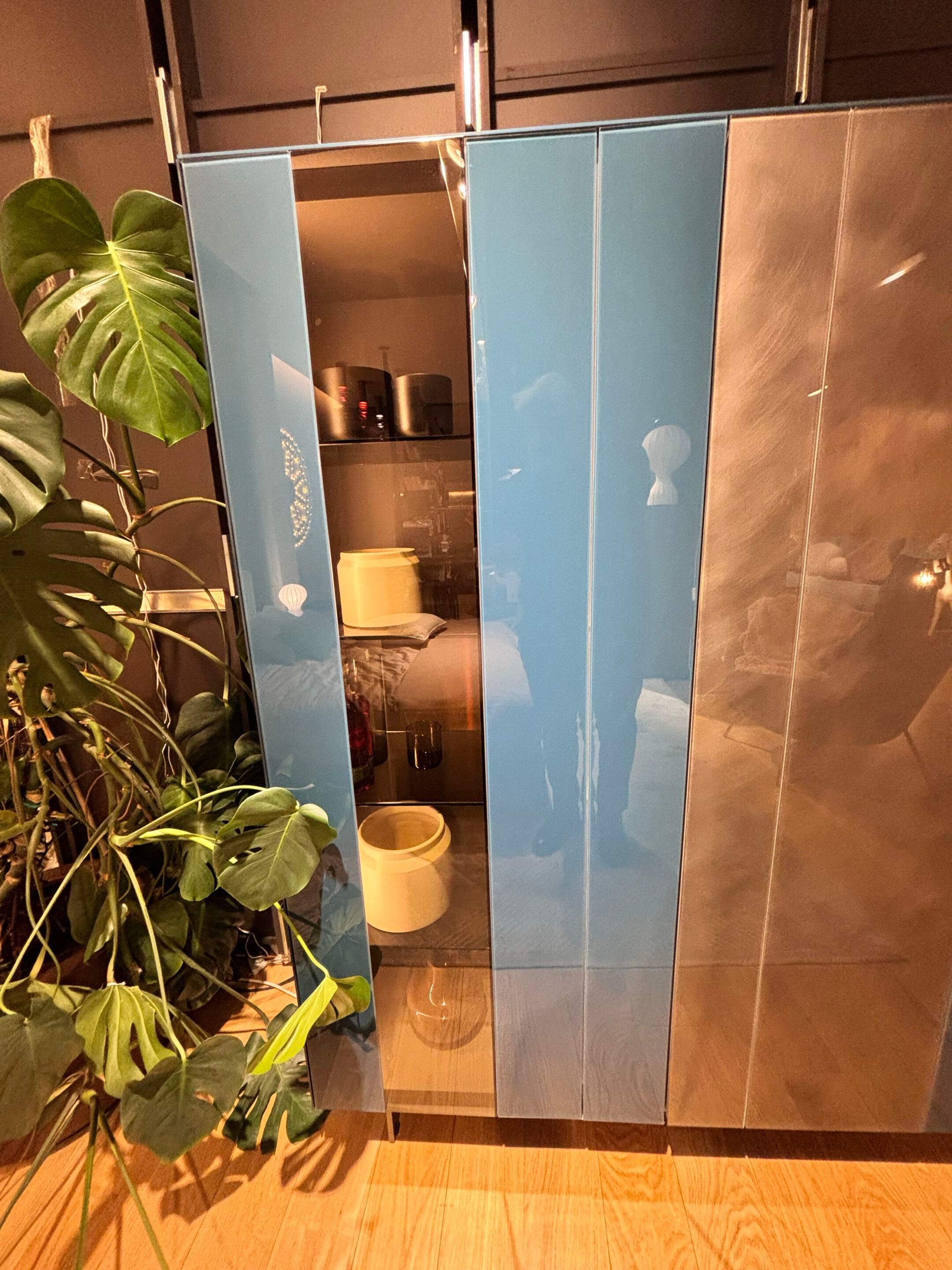 Стеклянный шкаф In Stock озеро ARCH-00051009 - Вид №2