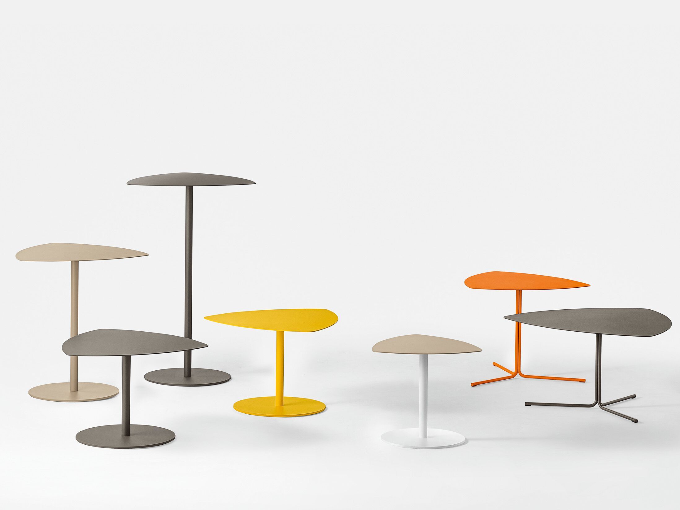 Высокий треугольный стол Kastel KENSHO ARCH-00007479 - Вид №4