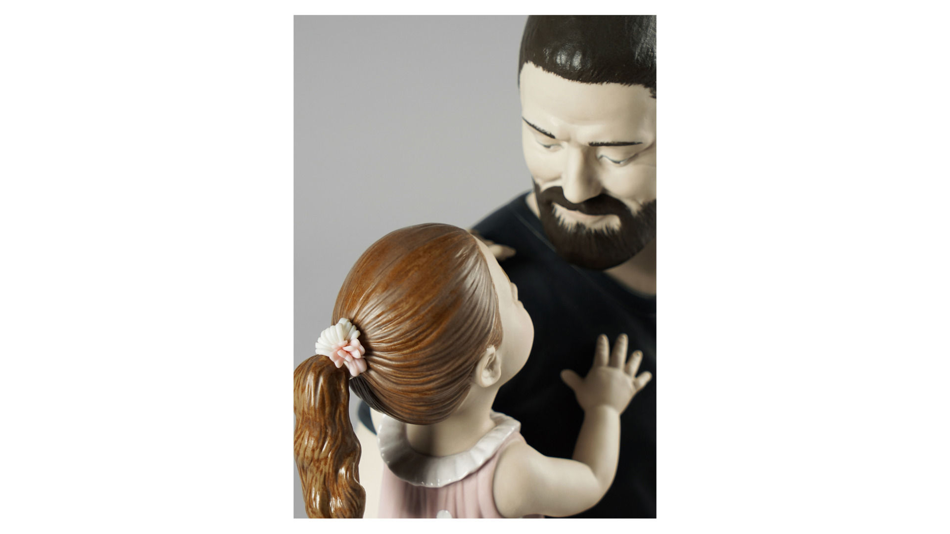 10669121 LLADRO Фигурка Lladro "В папиных объятиях" 21х35см Фарфор Lladró  - Вид №5