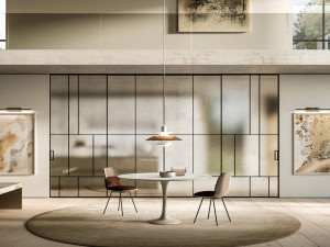 Стеклянная дверь