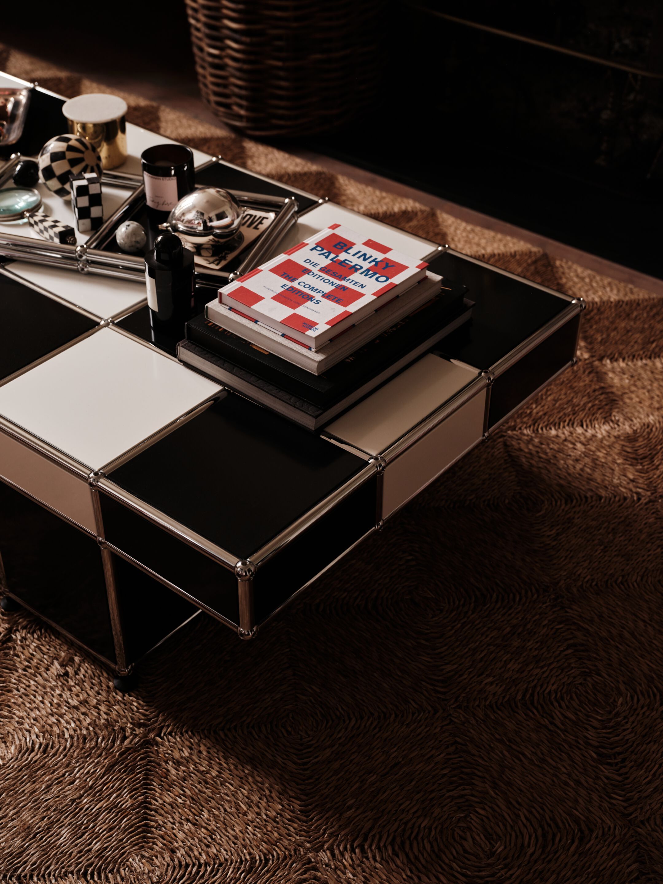 Стальной журнальный столик USM TESSELLATE ARCH-00102015 - Вид №5