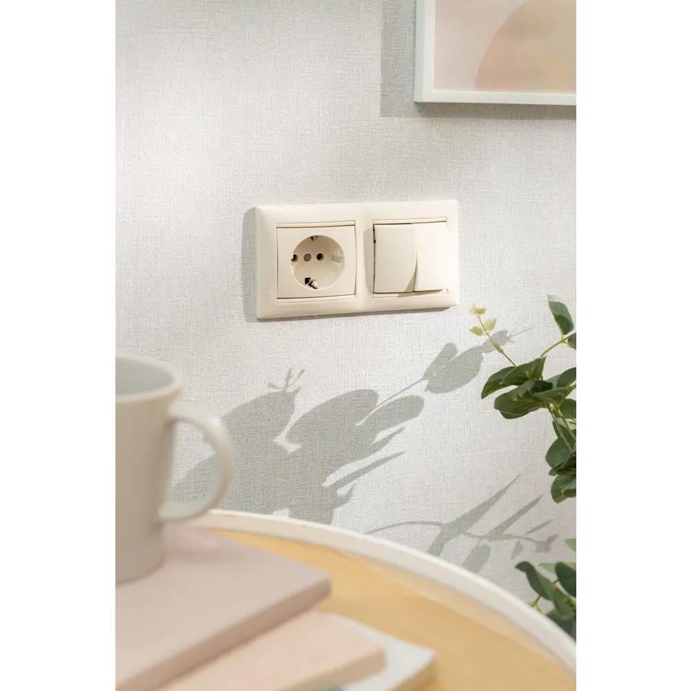 Рамка Legrand Valena Classic для розеток и выключателей в цвете слоновая кости 11274218 STLM-0001155 - Вид №5