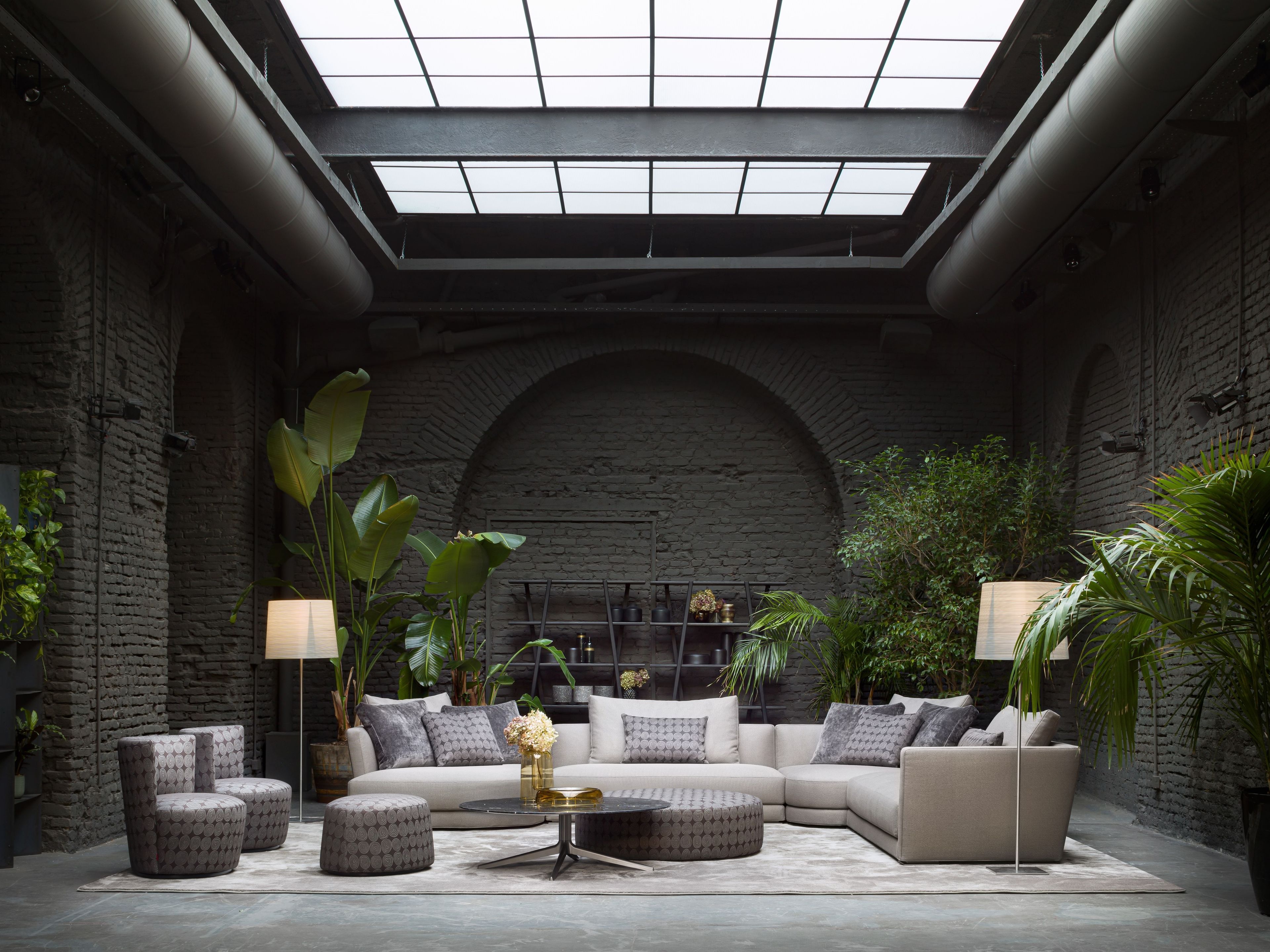 Овальный пуф из ткани Verzelloni Эмили ARCH-00018806 - Вид №4