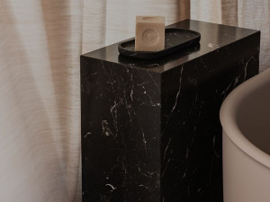 Мраморный журнальный столик