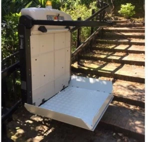 Vimec Подъемник платформенный для изогнутой лестницы