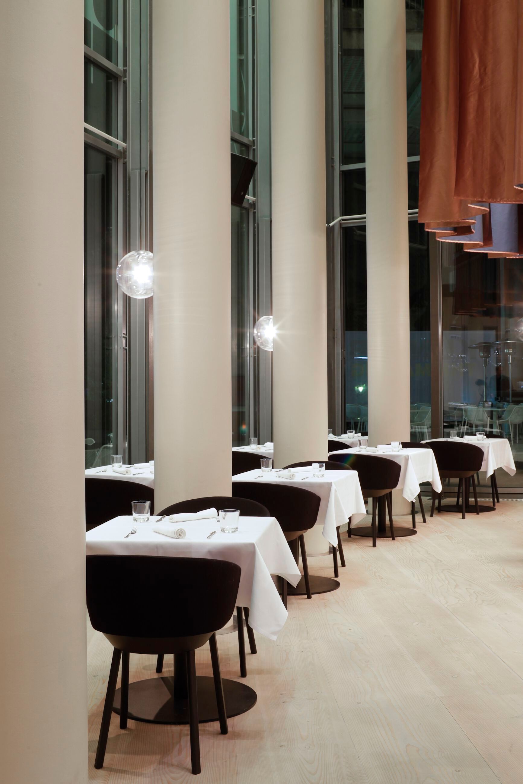 Деревянный стул с подлокотниками e15 Houdini ARCH-00099423 - Вид №25