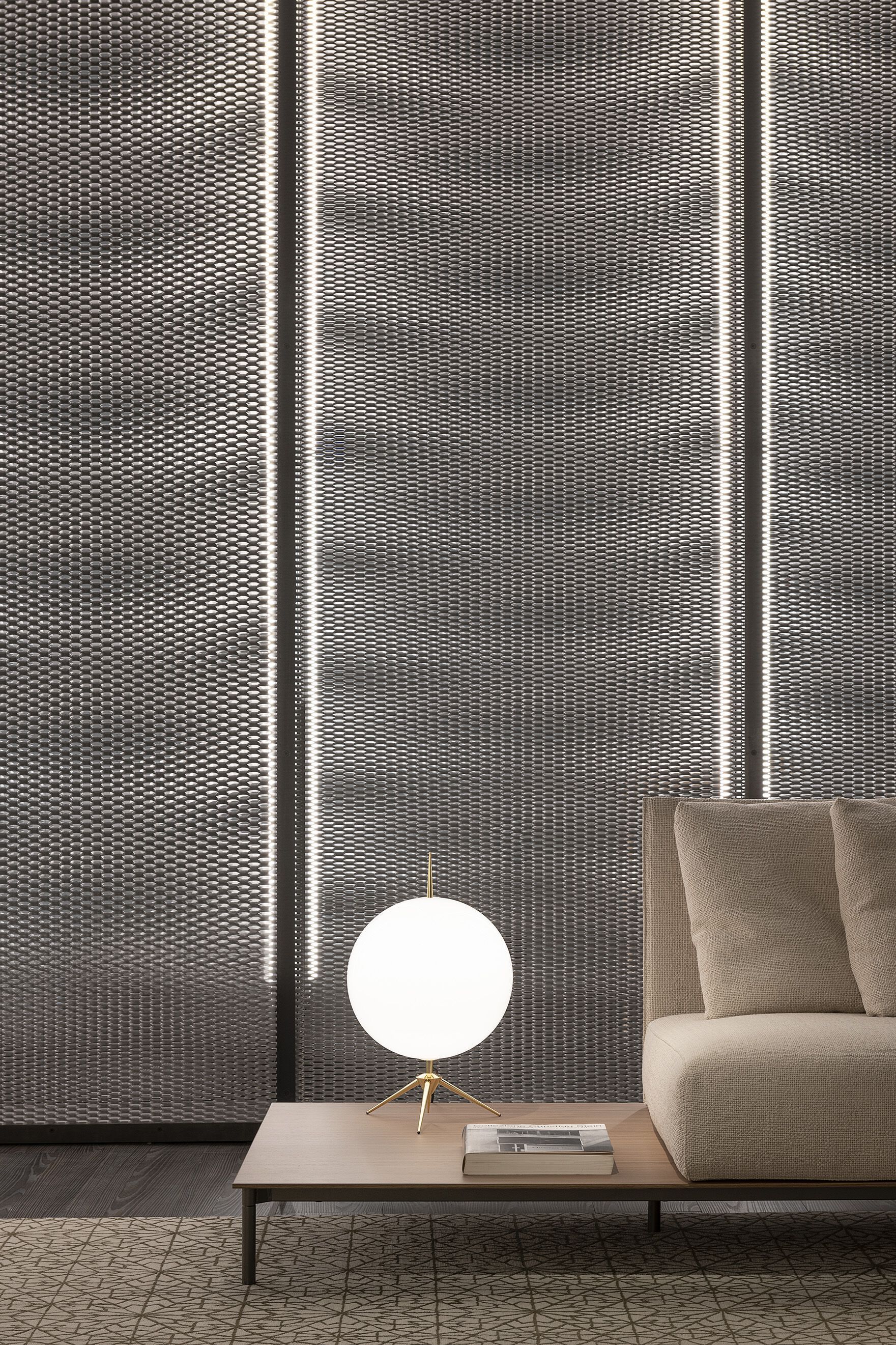 Латунная настольная лампа Living Divani Ad-astra ARCH-00066527 - Вид №1